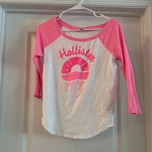 Hollister baseball tee